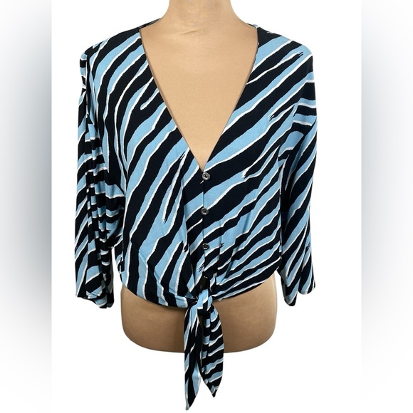 Topshop Zebra Print Tie Front Blouse 3/4 Sleeves Animal Print V-Neck Size 4 - Picture 4 of 8